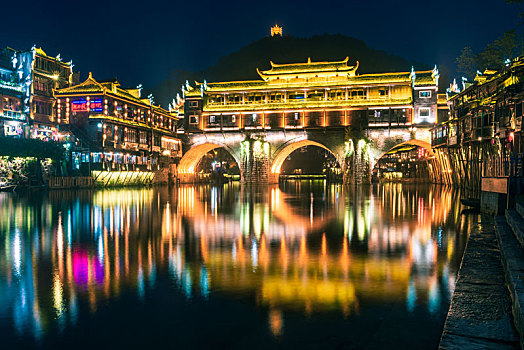 凤凰古城