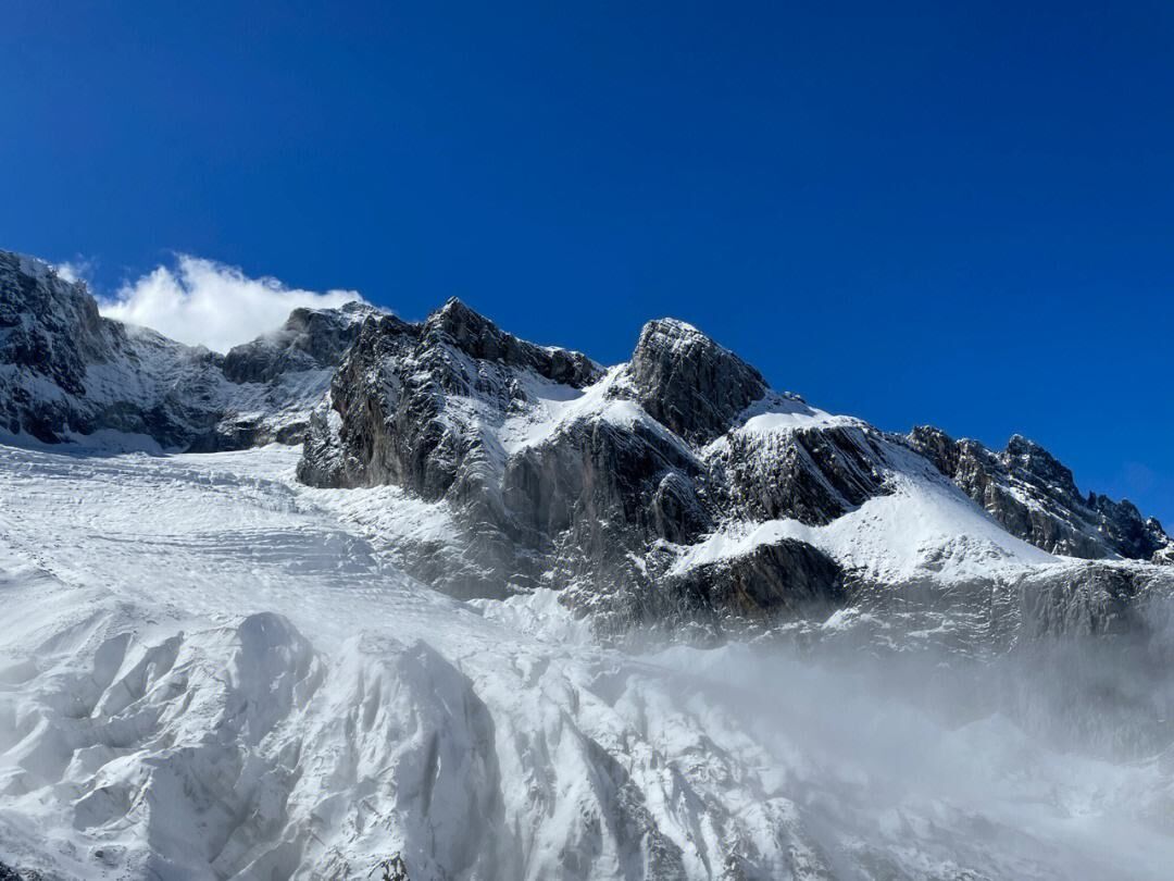 玉龙雪山