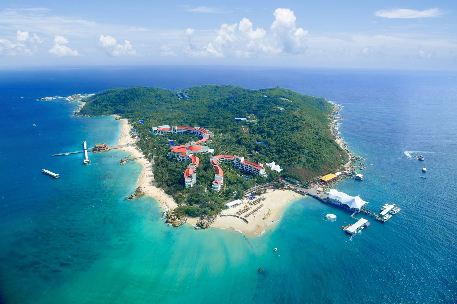 01006120008r0zknw4B04_R_1600_10000