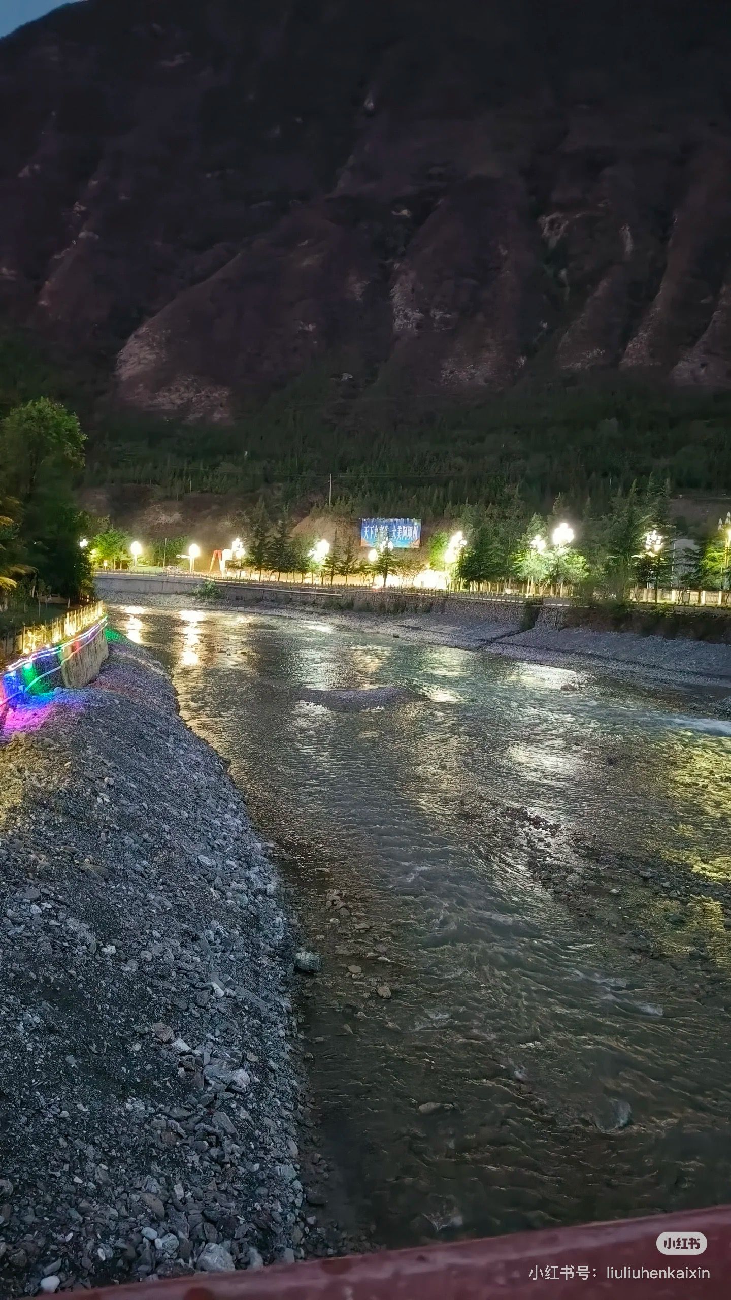 28CDE6257983EDF2FB6F934BC8C76523